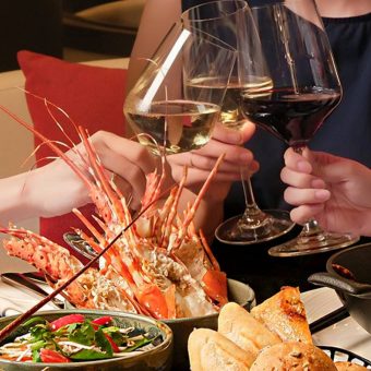 15-off-buffet-hai-san-toi-thu-bay