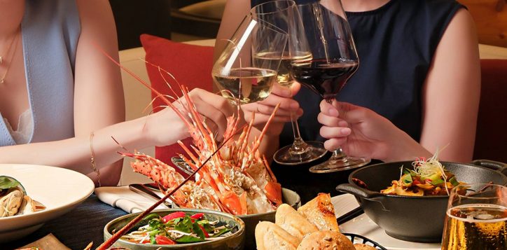 15-off-buffet-hai-san-toi-thu-bay