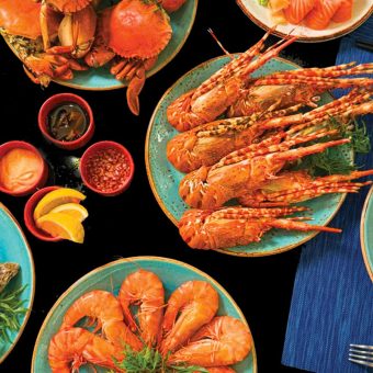 15-off-buffet-hai-san-toi-thu-bay