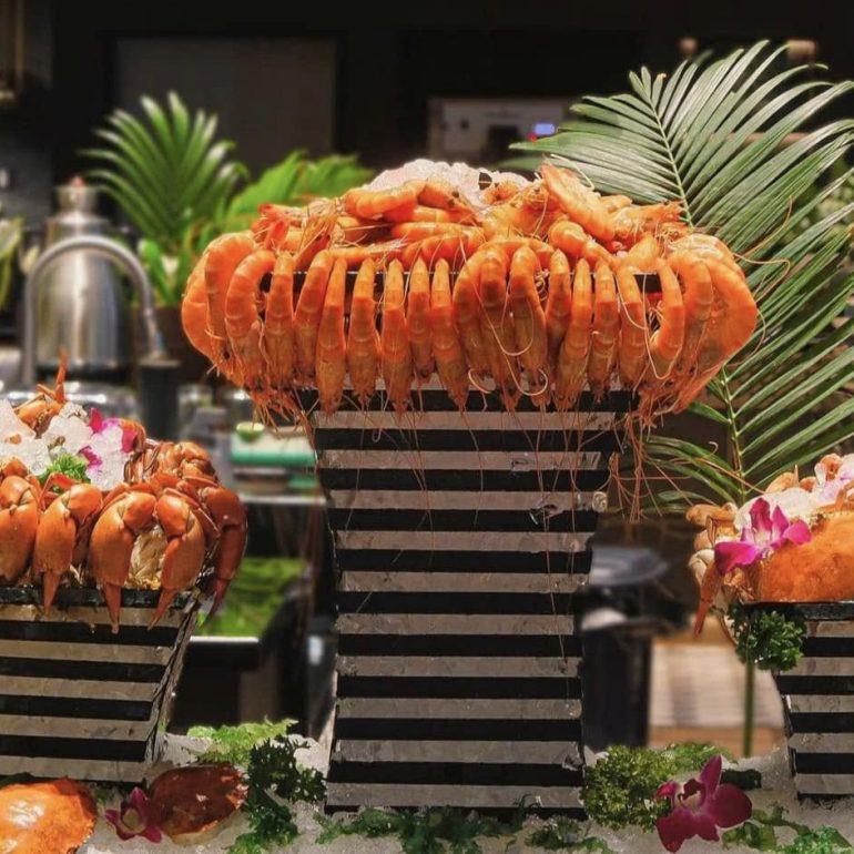 new-year-buffet-lunch