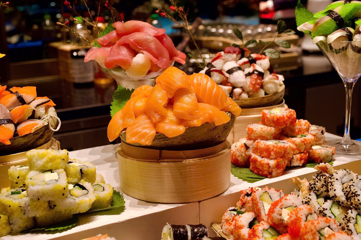 TIỆC BUFFET ĐÓN NĂM MỚI