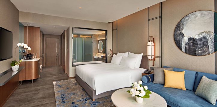 superior-room_26997-2